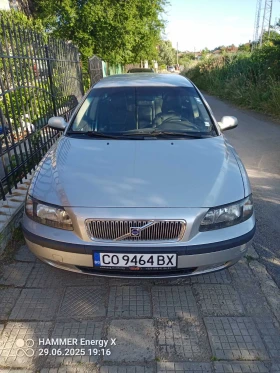     Volvo V70 2.4 D5