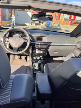 Opel Astra 1.8i COSMO - 2600 € / 5085.16 лв. - 31428852 9