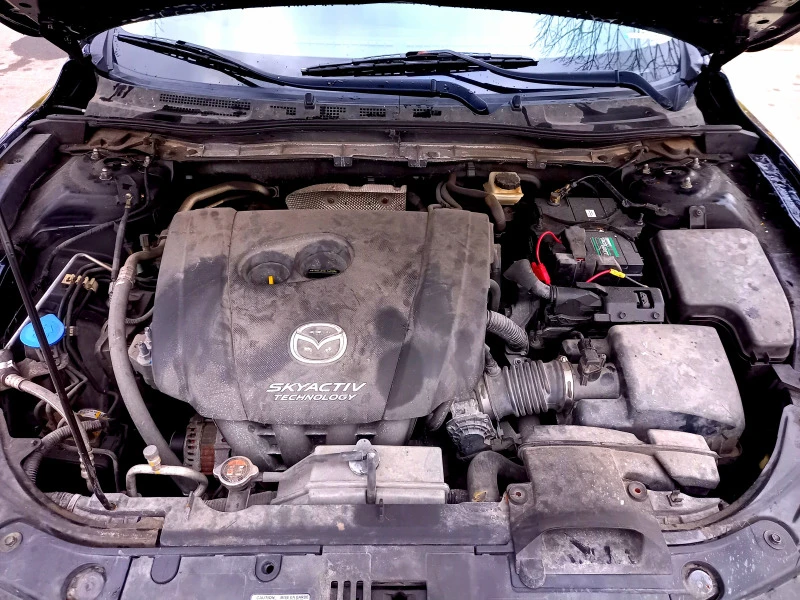 Mazda 3 SKYACTIVE, снимка 11 - Автомобили и джипове - 46917218