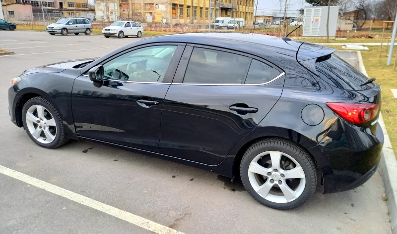 Mazda 3 SKYACTIVE, снимка 4 - Автомобили и джипове - 46917218