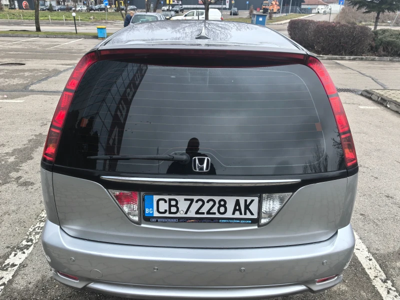 Honda Stream, снимка 4 - Автомобили и джипове - 48239374