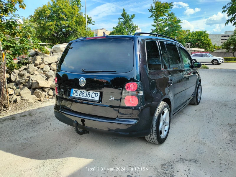 VW Touran 1Tz5w, снимка 3 - Автомобили и джипове - 48280439