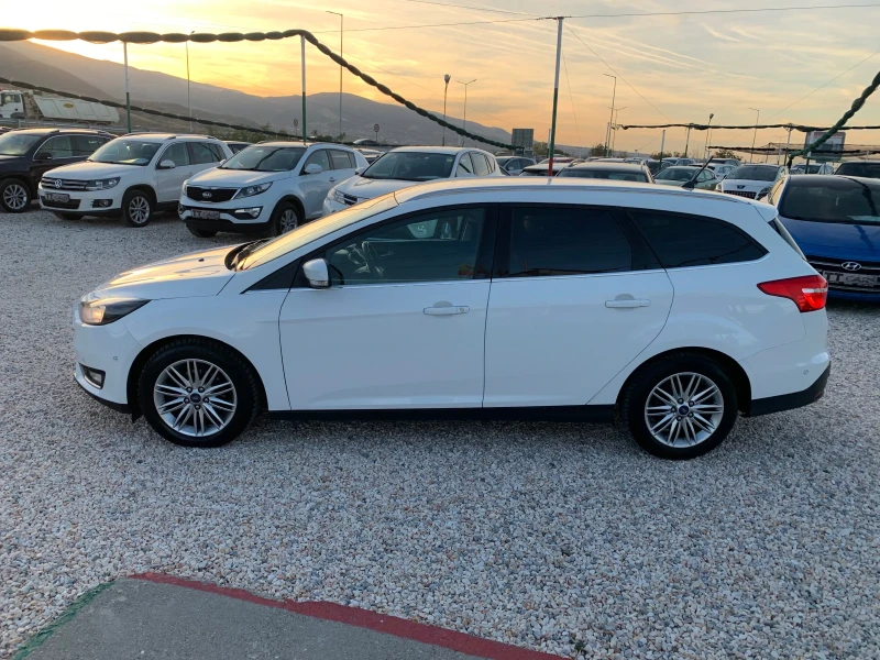 Ford Focus 1.5tdci 120кс Нави , снимка 4 - Автомобили и джипове - 52237596