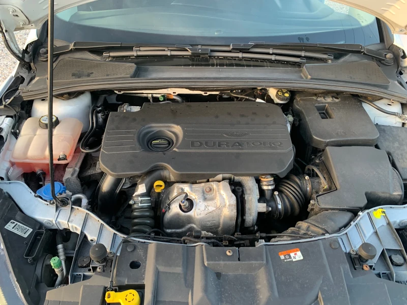 Ford Focus 1.5tdci 120кс Нави , снимка 17 - Автомобили и джипове - 52237596