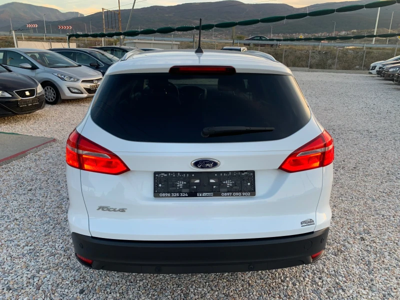 Ford Focus 1.5tdci 120кс Нави , снимка 8 - Автомобили и джипове - 52237596