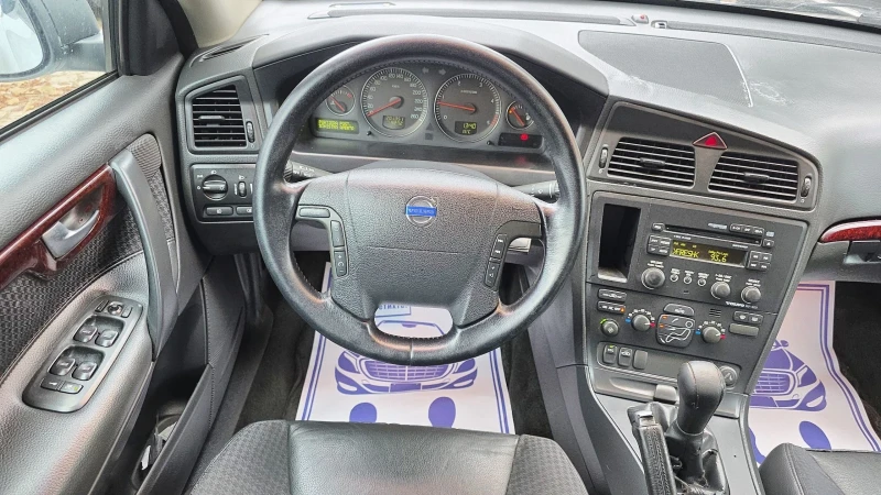 Volvo V70 2.4D 163k.c., снимка 13 - Автомобили и джипове - 52670260