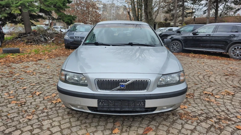 Volvo V70 2.4D 163k.c., снимка 2 - Автомобили и джипове - 52670260