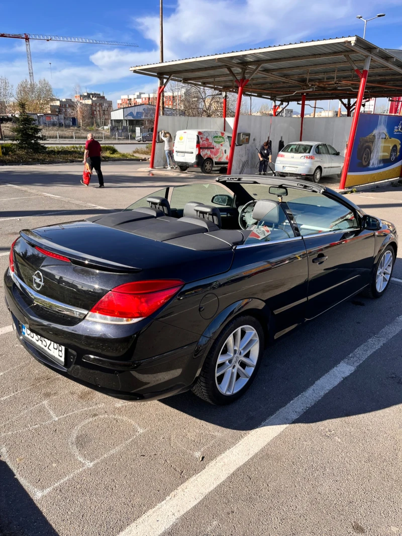 Opel Astra 1.8i COSMO, снимка 15 - Автомобили и джипове - 53012388