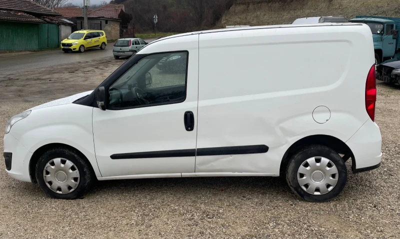 Opel Combo 1.3, снимка 4 - Автомобили и джипове - 53121574
