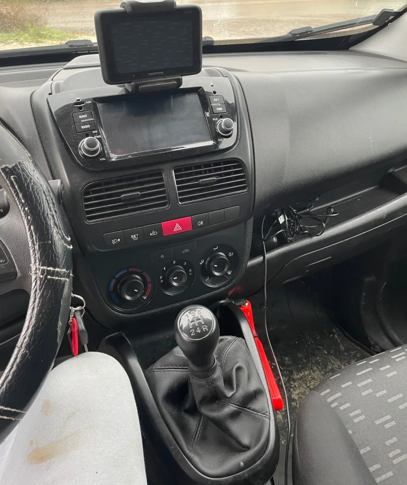 Opel Combo 1.3, снимка 6 - Автомобили и джипове - 53121574