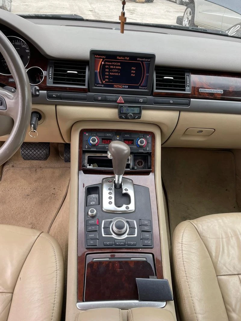 Audi A8 D3 3.0tdi, снимка 8 - Автомобили и джипове - 45090048