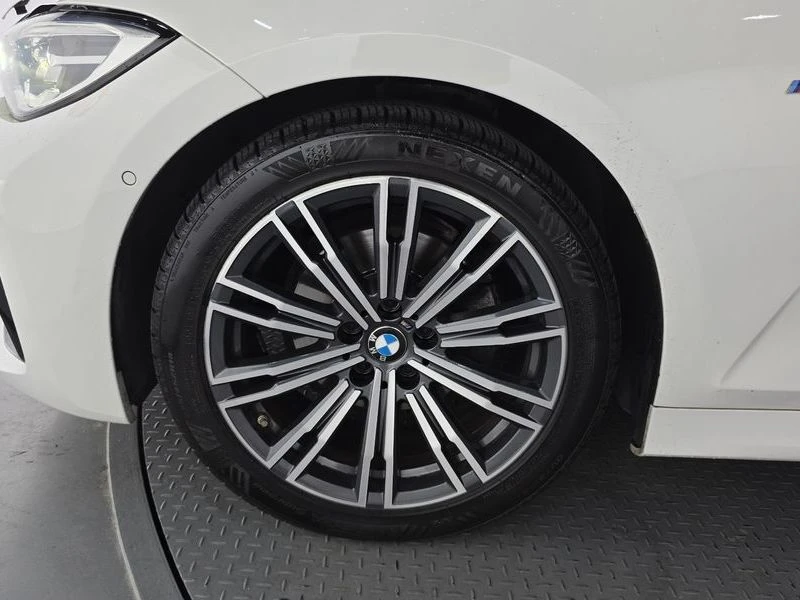 BMW 320 320i M Sport| 184к.с.| ВКЛ.ТЕХНОТЕСТ, снимка 5 - Автомобили и джипове - 55642406