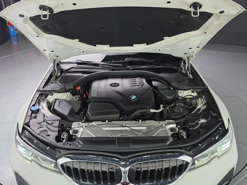 BMW 320 320i M Sport| 184к.с.| ВКЛ.ТЕХНОТЕСТ, снимка 6 - Автомобили и джипове - 55642406