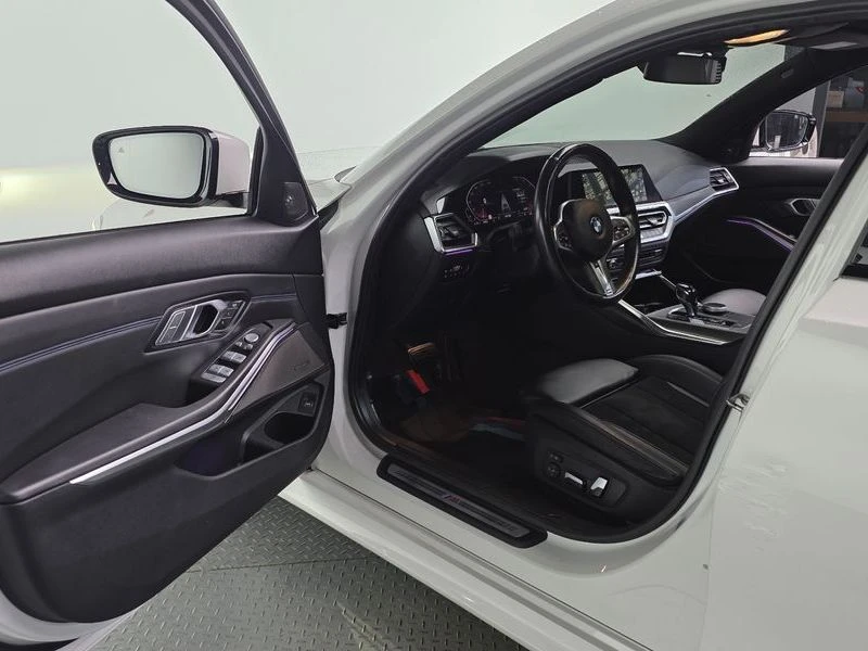 BMW 320 320i M Sport| 184к.с.| ВКЛ.ТЕХНОТЕСТ, снимка 10 - Автомобили и джипове - 55642406