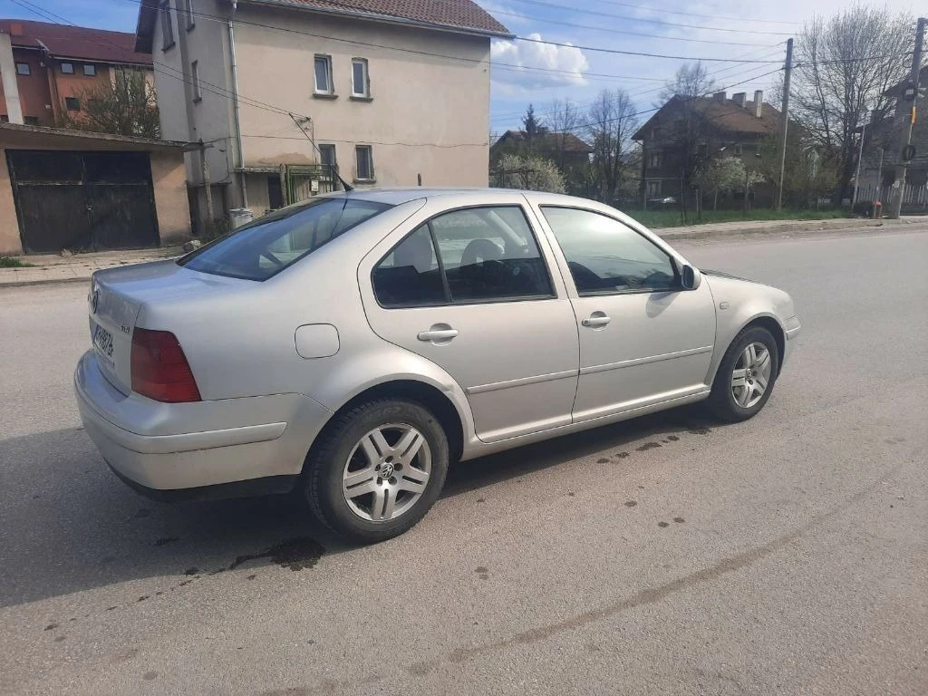 VW Bora 1.9TDI 116к.с. - изображение 3