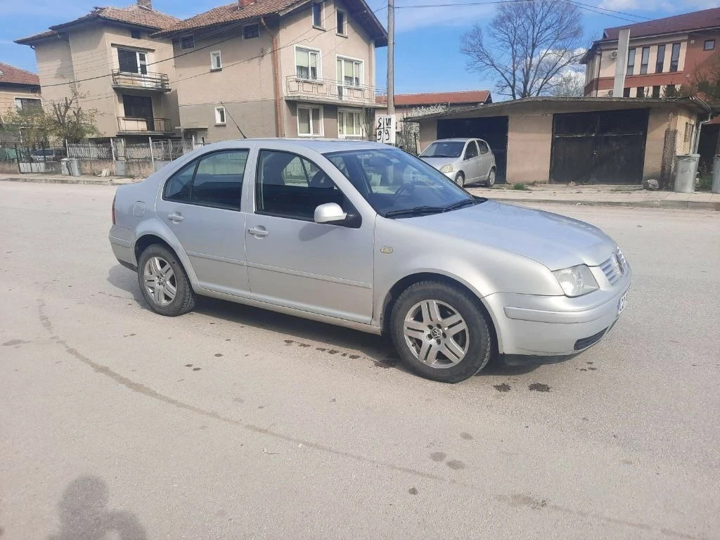 VW Bora 1.9TDI 116к.с. - изображение 2