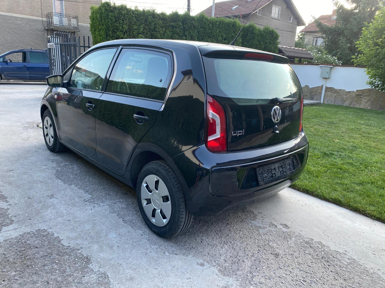 VW Up 1.0 - изображение 3