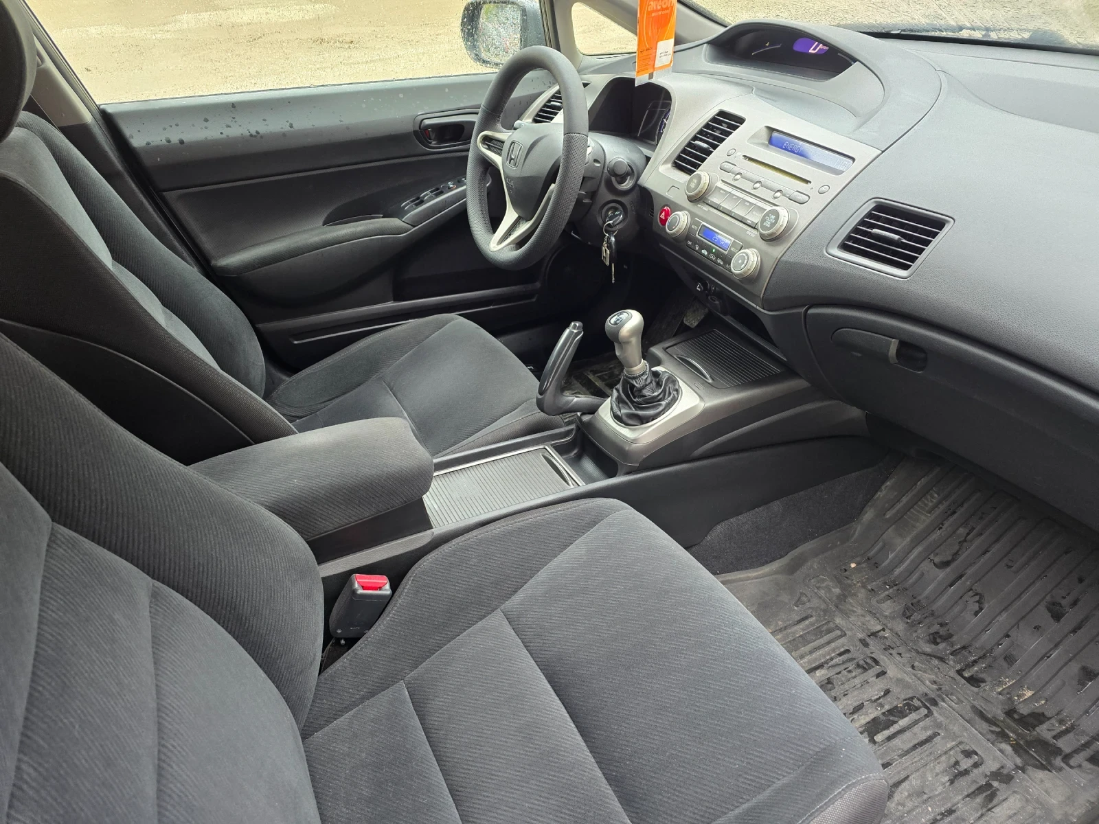 Honda Civic LX - изображение 9