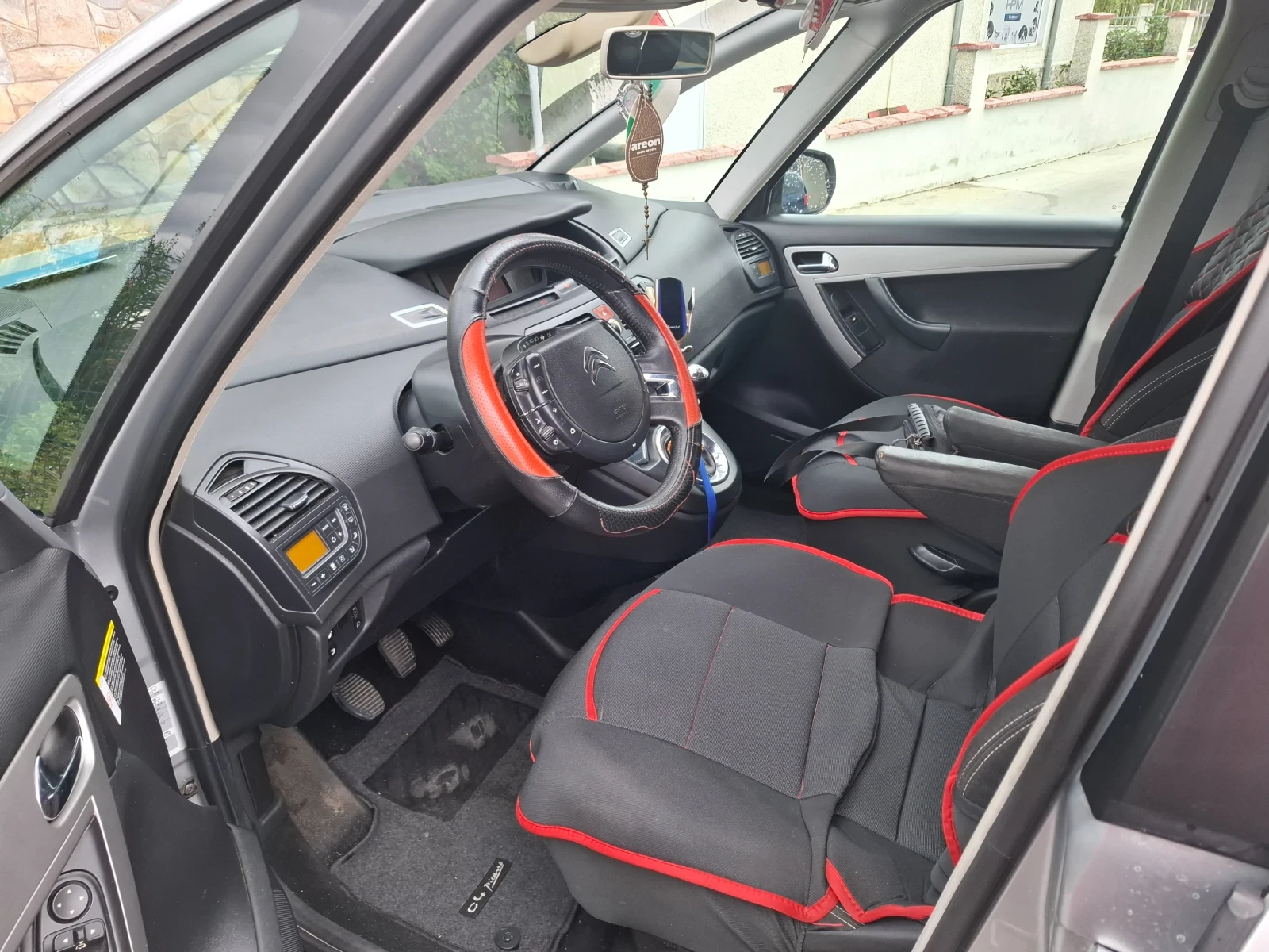 Citroen C4 Picasso, снимка 4 - Автомобили и джипове - 53878954