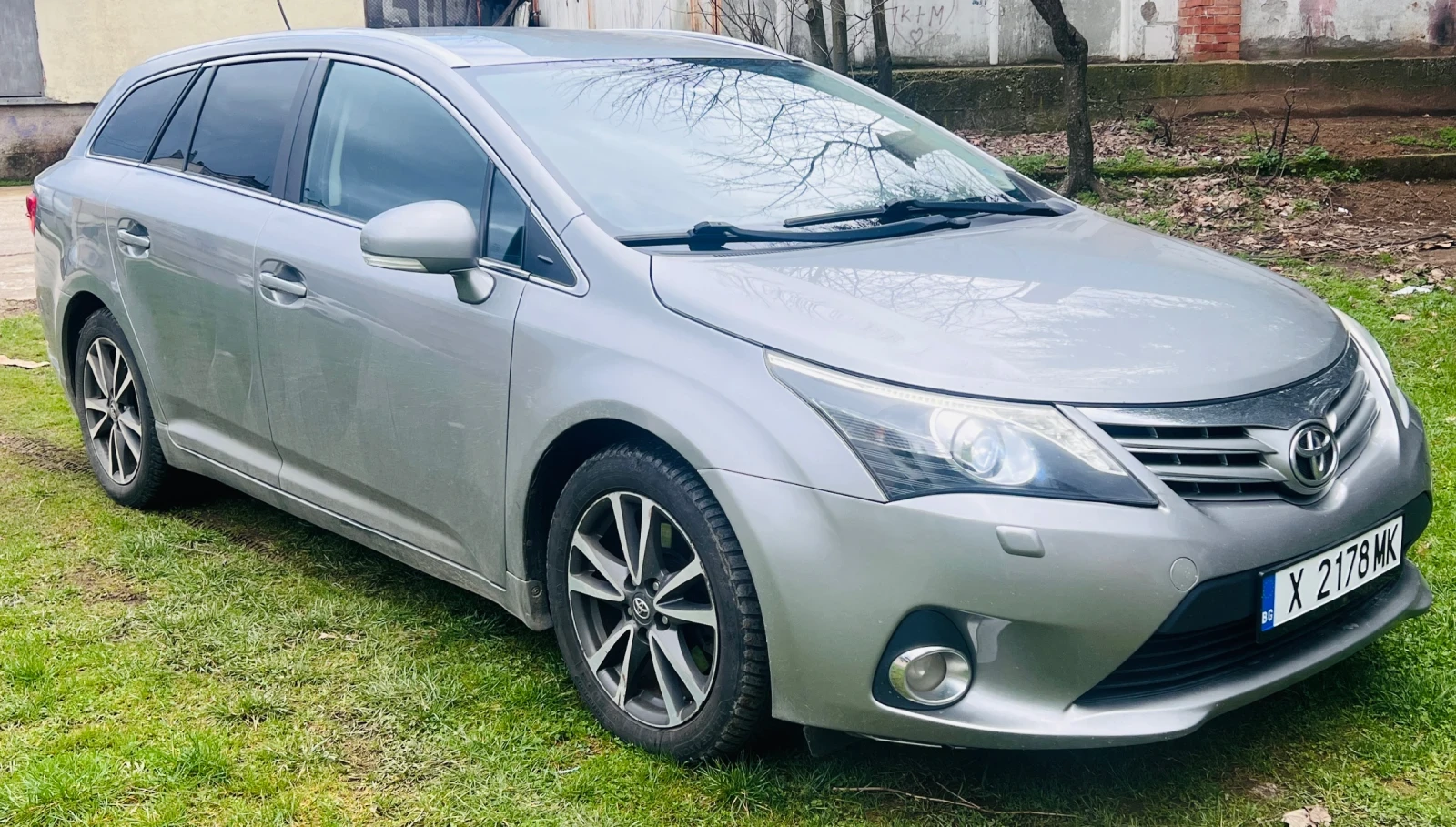Toyota Avensis 2.2 D4D 150 K.C , снимка 2 - Автомобили и джипове - 53902946