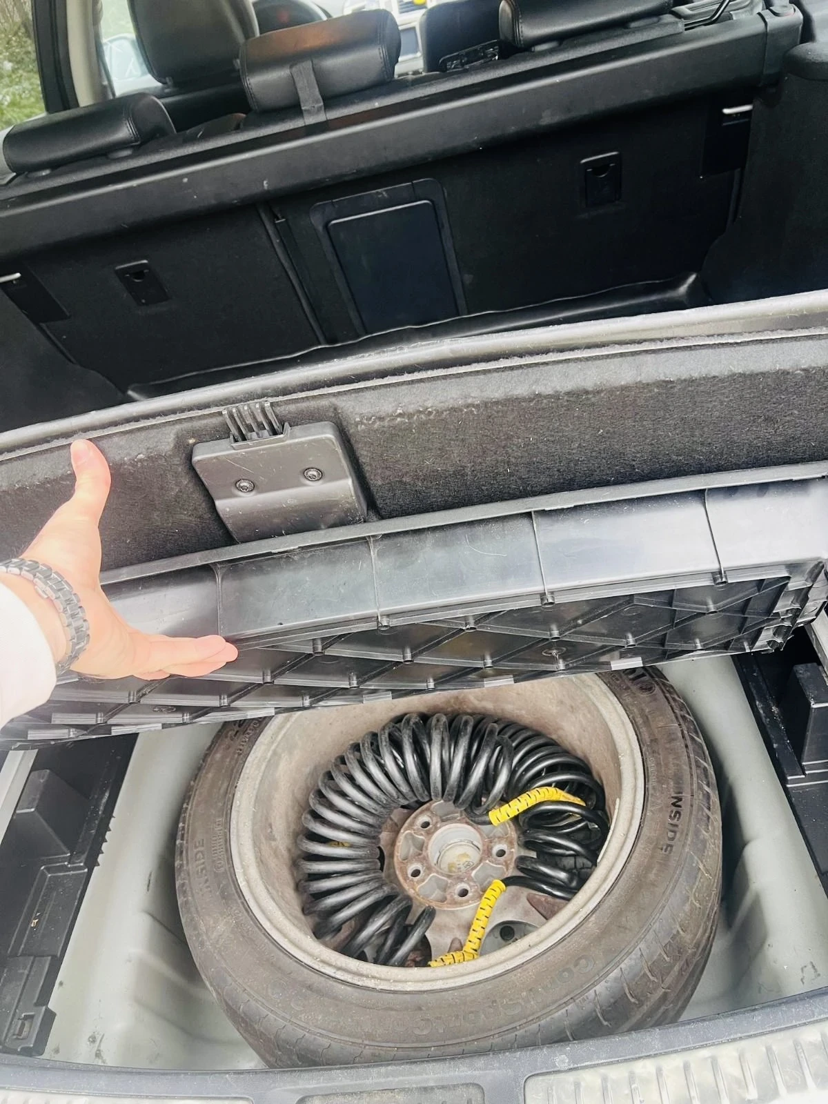 Toyota Avensis 2.2 D4D 150 K.C , снимка 6 - Автомобили и джипове - 53902946