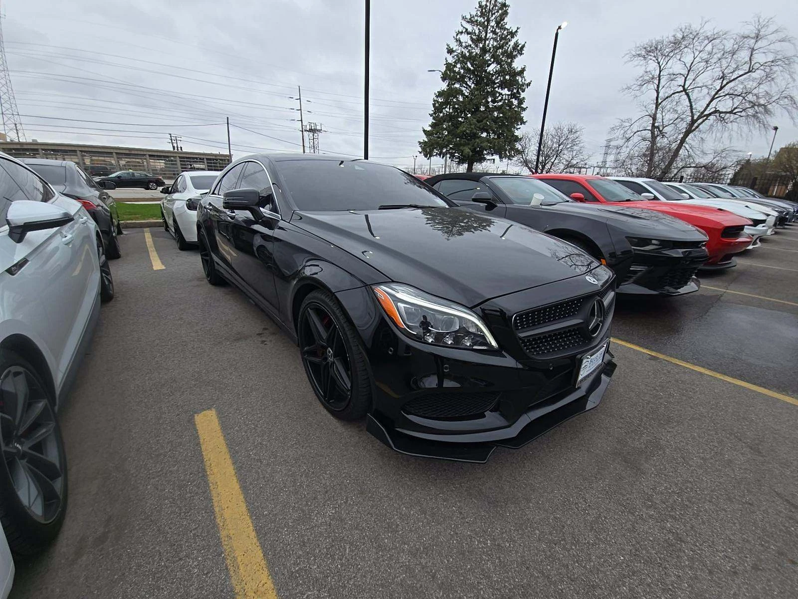 Mercedes-Benz CLS 550 4MATIC * CARFAX * ОБДУХВАНЕ * HARMAN * BLIND SPOT, снимка 2 - Автомобили и джипове - 54148811