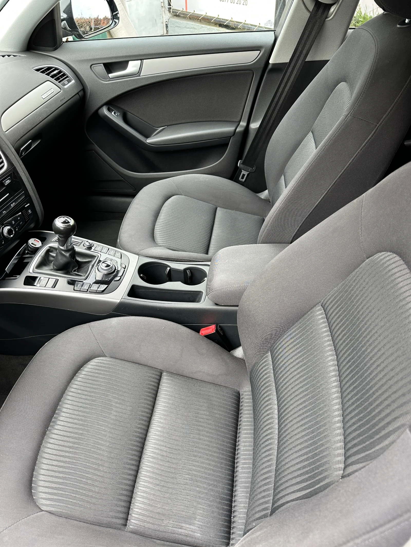 Audi A4 2.0 TDI 4x4, снимка 4 - Автомобили и джипове - 54266987