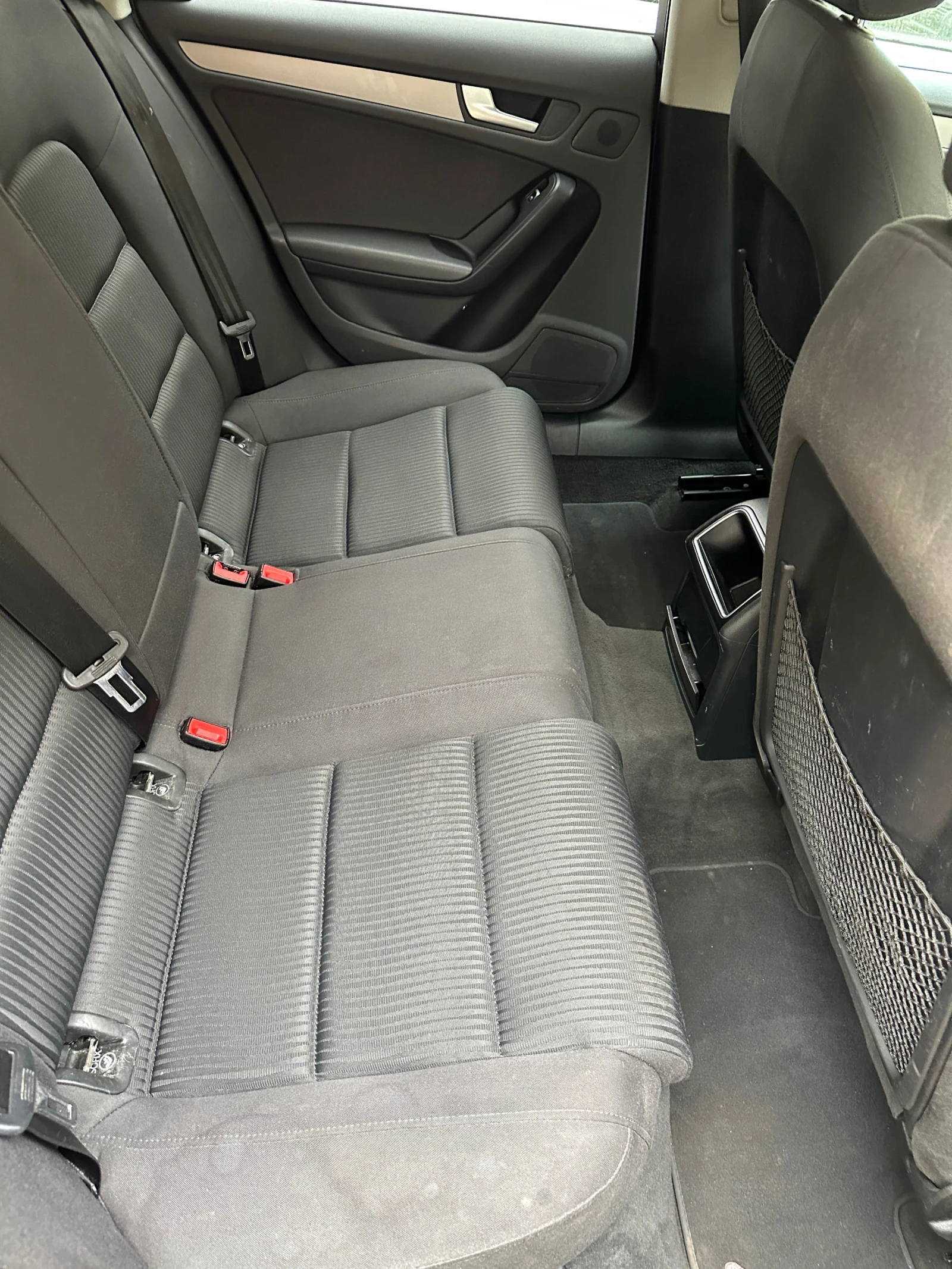 Audi A4 2.0 TDI 4x4, снимка 11 - Автомобили и джипове - 54266987