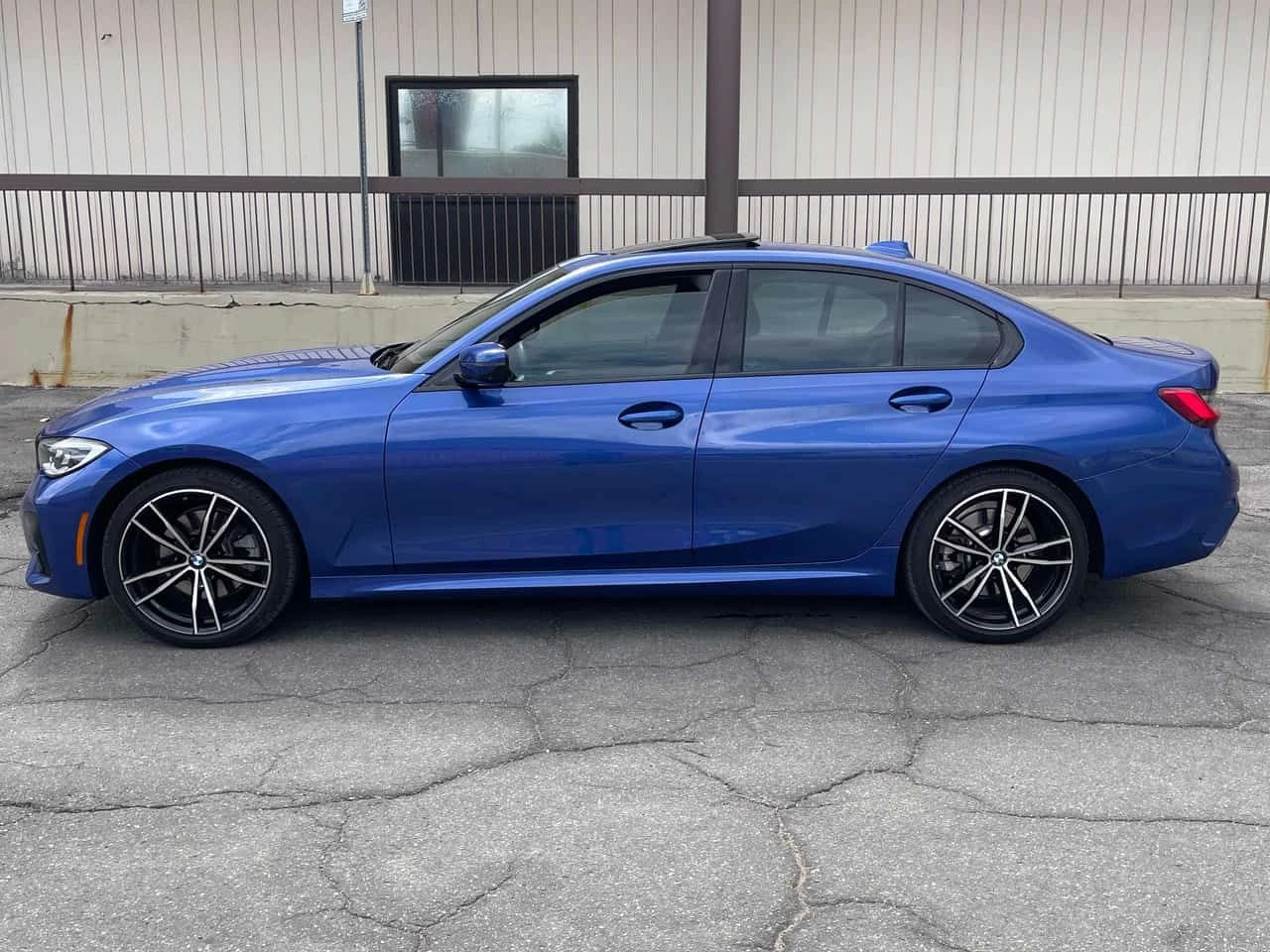 BMW 330 i xDrive/��������/�������/360 CAM | Mobile.bg � ����������� 3