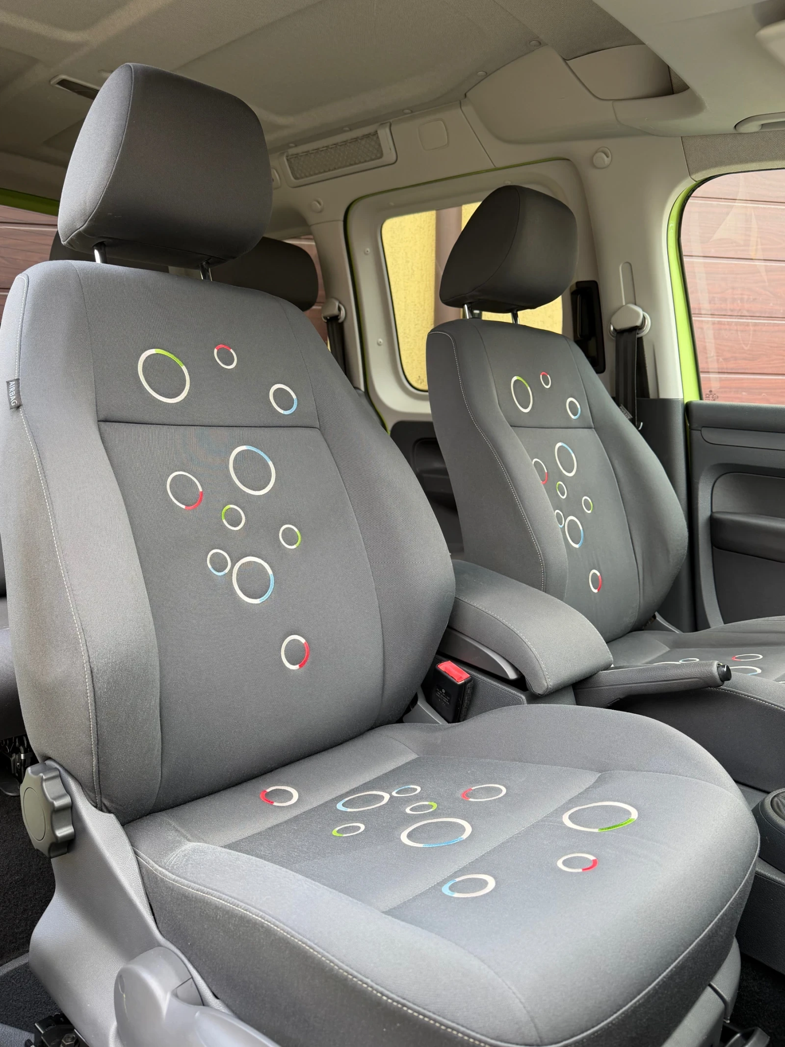 VW Caddy 2.0i/109ps/CNG, снимка 9 - Автомобили и джипове - 54389709