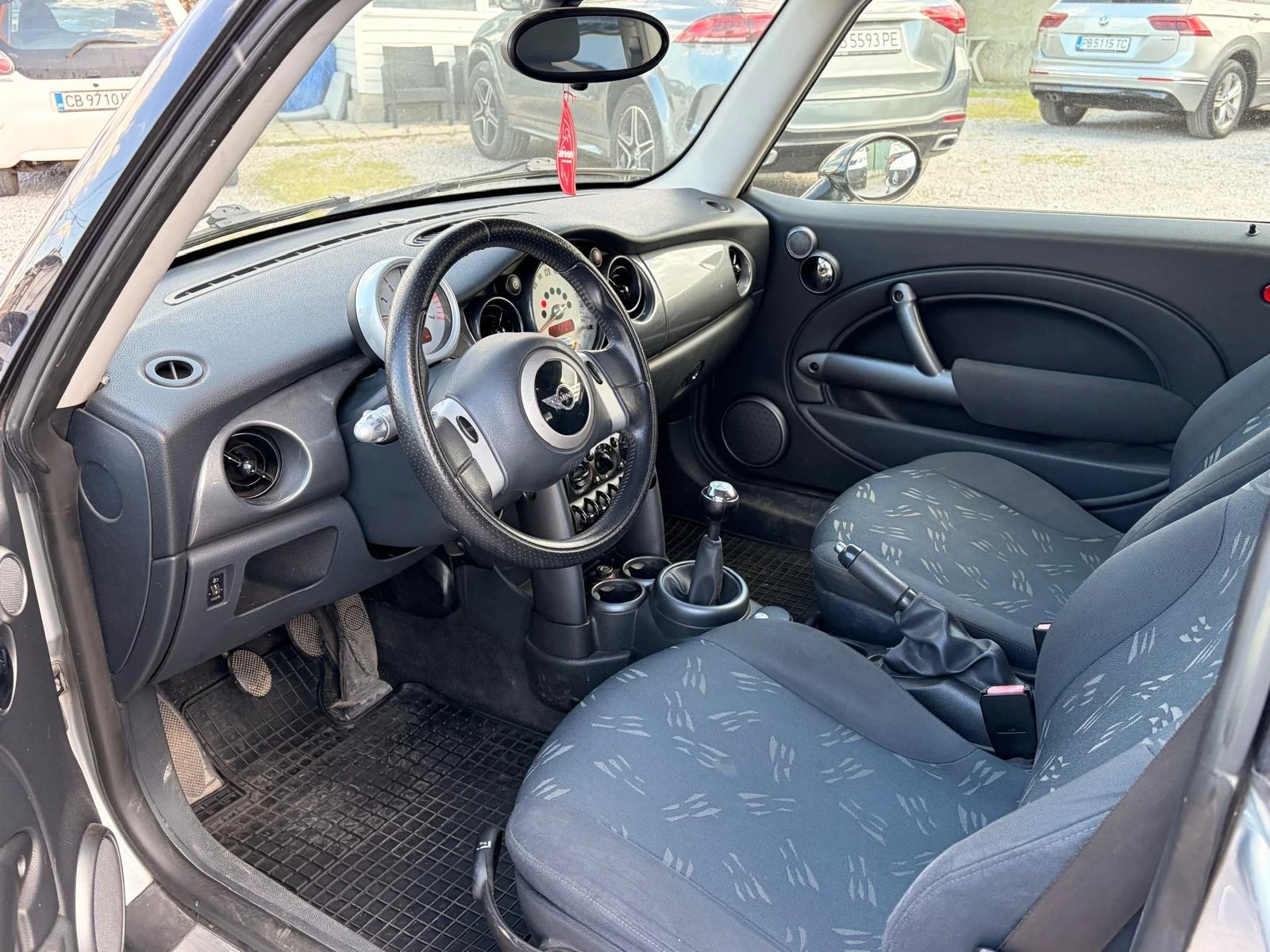 Mini D one | Mobile.bg � ����������� 7