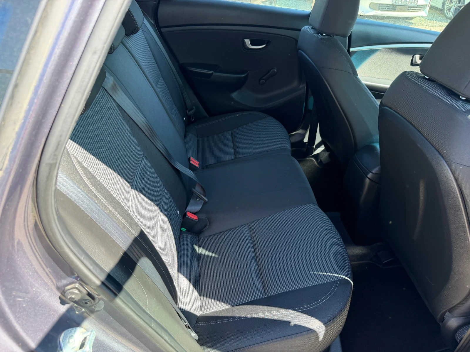 Hyundai I30 1.6d/110hp/Automatic/EVRO6/, снимка 11 - Автомобили и джипове - 54607455
