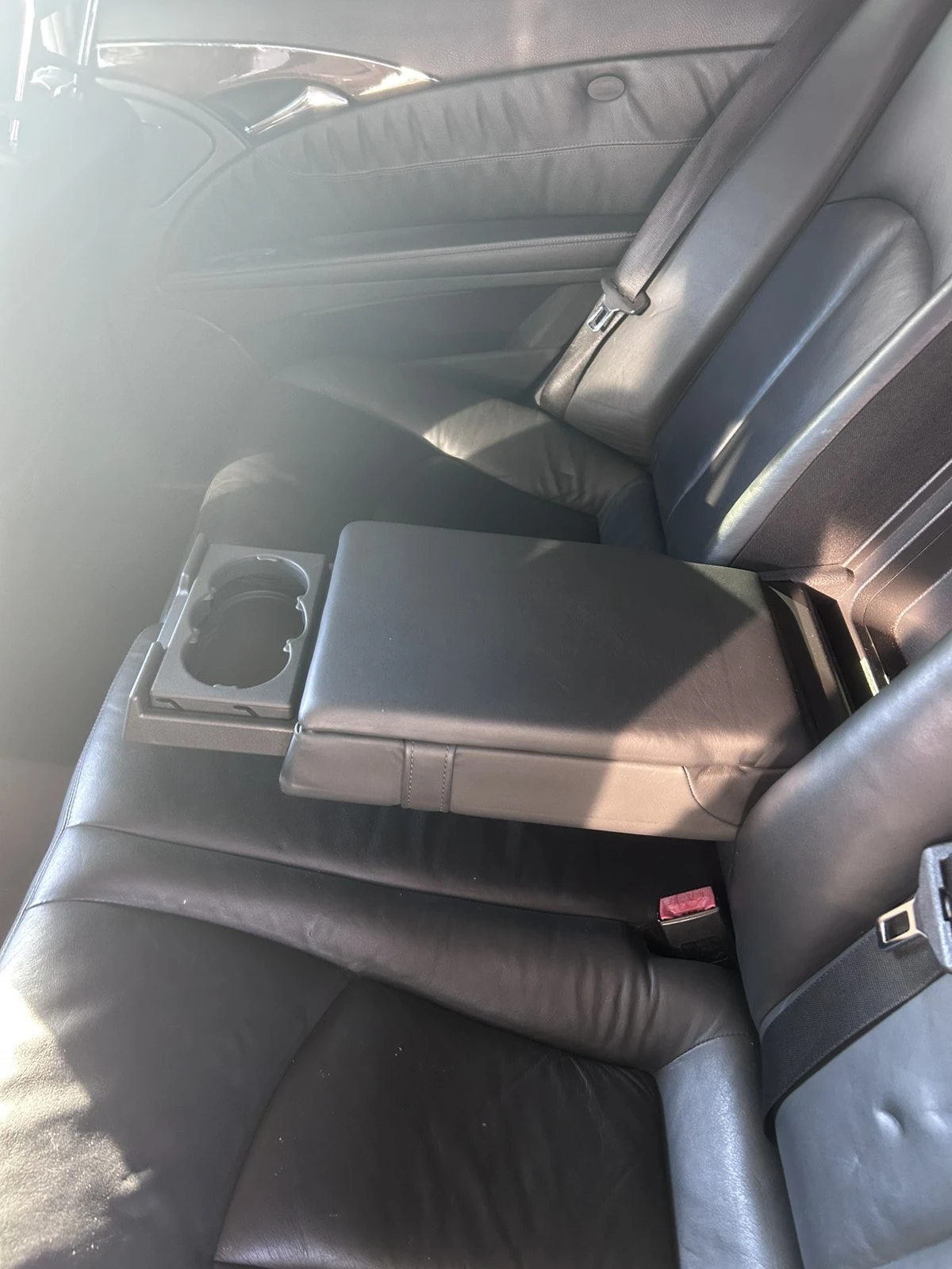 Mercedes-Benz E 320, снимка 11 - Автомобили и джипове - 54712903
