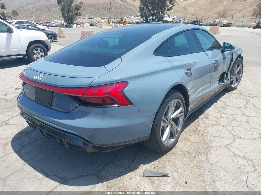Audi E-Tron GT Premium Plus Quattro, снимка 4 - Автомобили и джипове - 54770075
