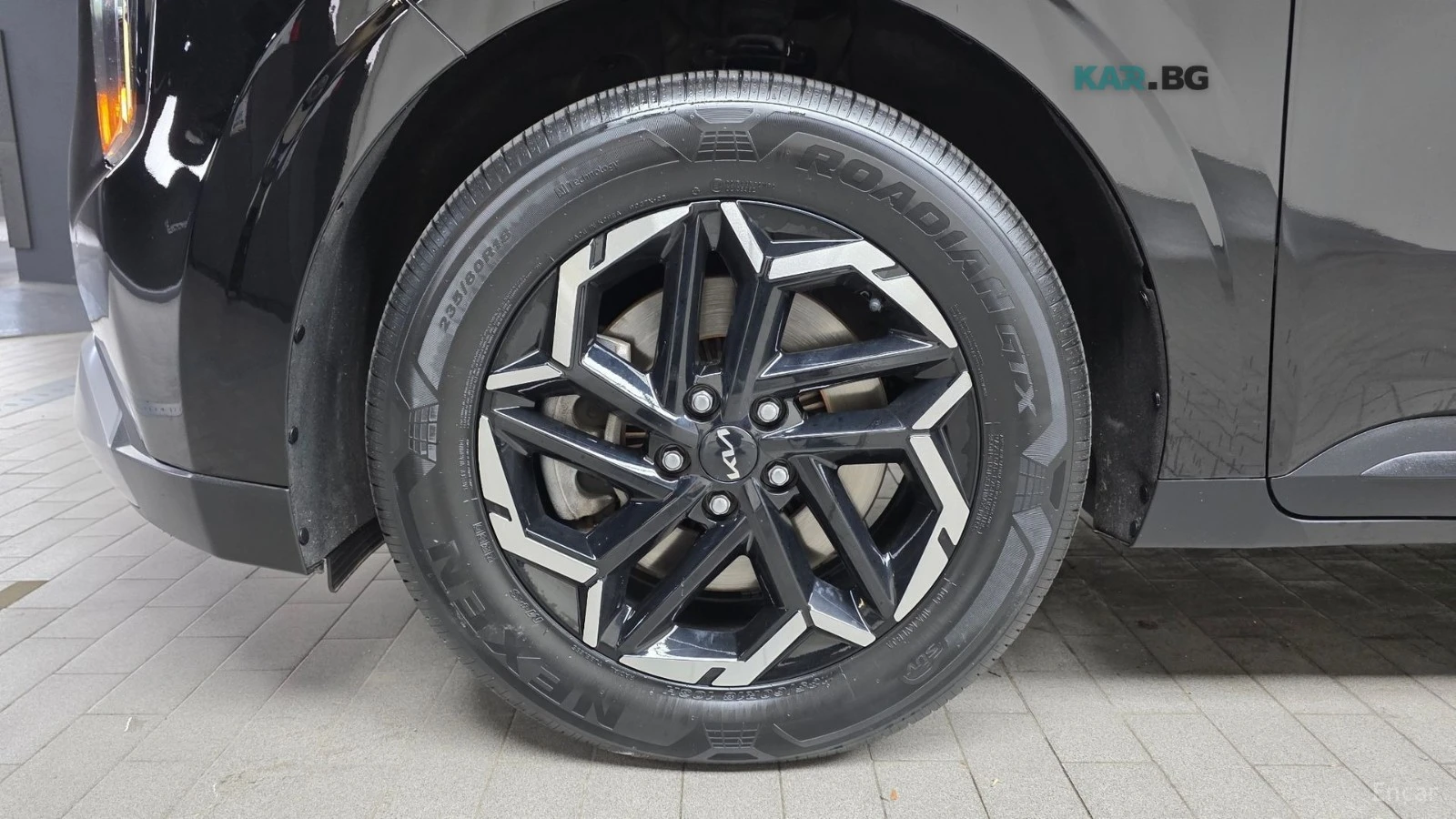 Kia Carnival * 2.2d* PRESTIGE* КОЖА* ПОДГРЕВ* ОБДУХВАНЕ* КАМЕРА, снимка 5 - Автомобили и джипове - 54916780