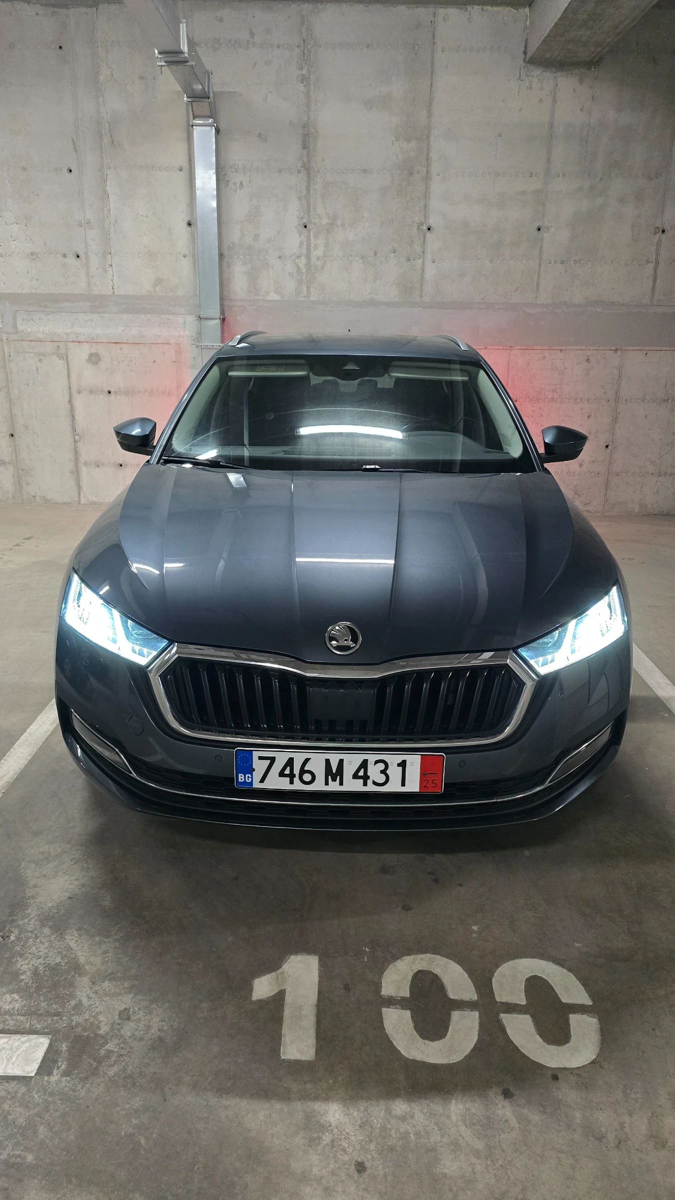 Skoda Octavia 1.5 eTSI/DSG/Combi/Edition+ /Disctr/Lane/Digitl/Am, снимка 12 - Автомобили и джипове - 55614378
