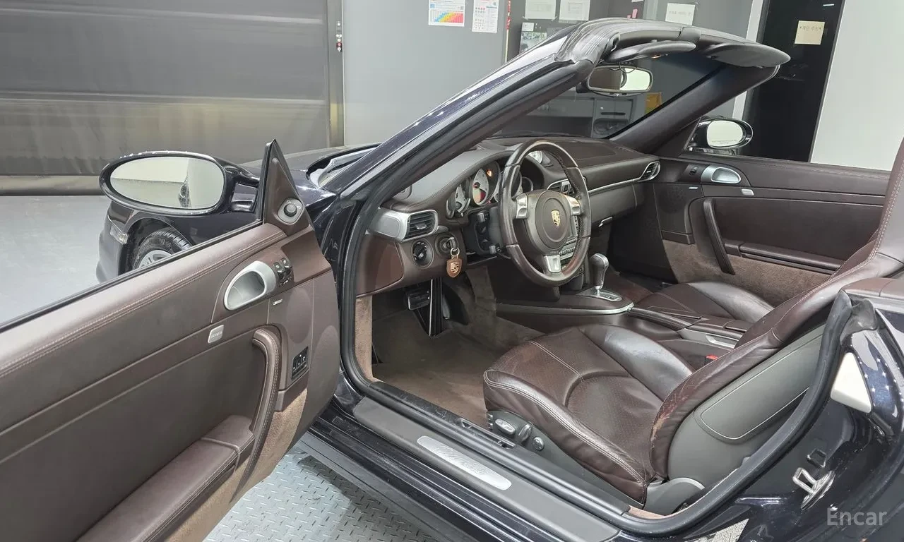 Porsche 911 TURBO* NAVI* Подгрев, снимка 6 - Автомобили и джипове - 55723753