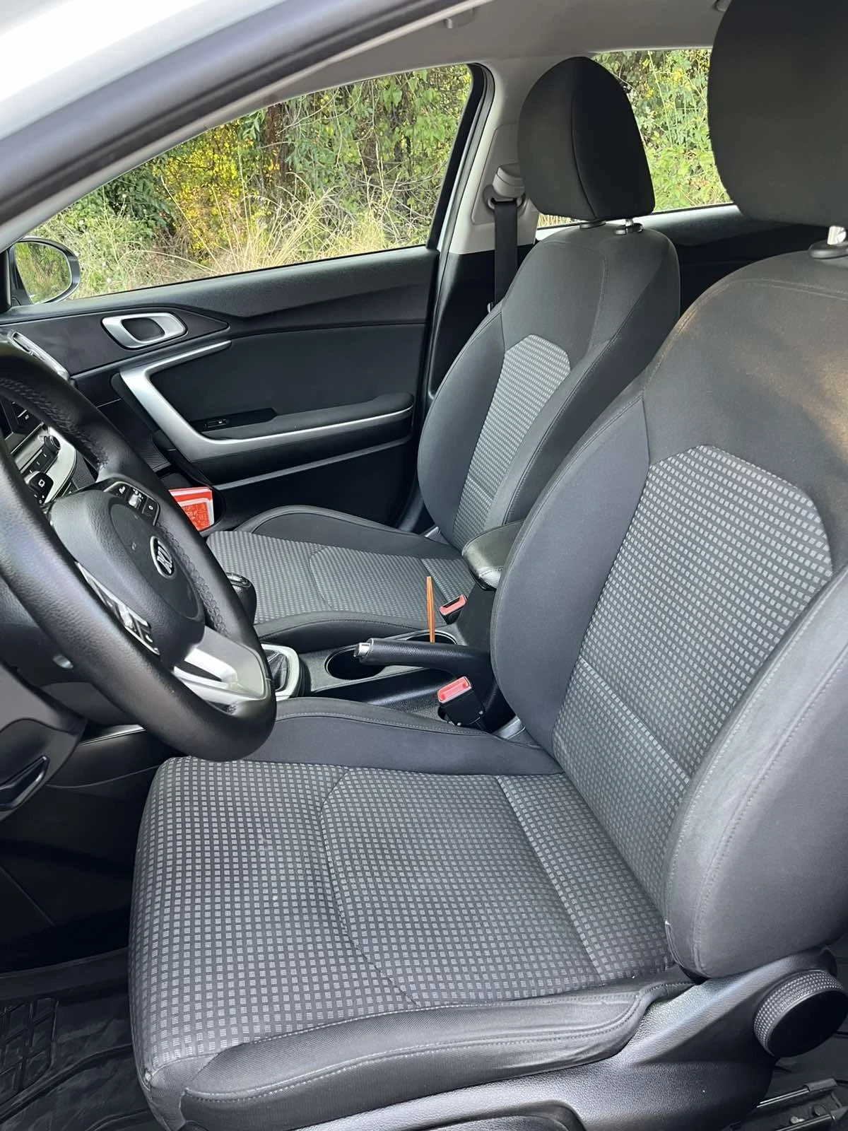 Kia Ceed, снимка 9 - Автомобили и джипове - 55826874