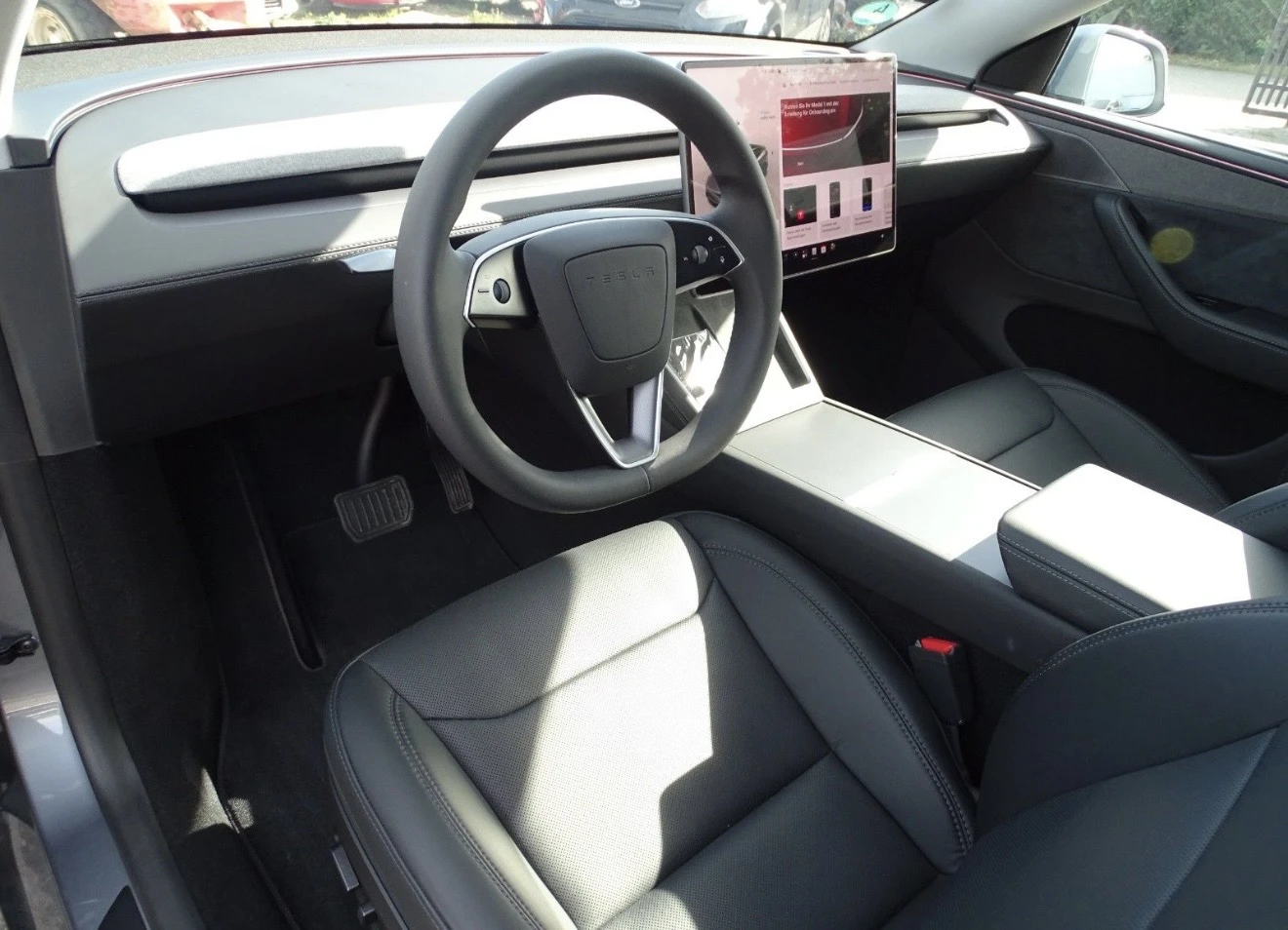 Tesla Model Y Dual Motor ОЧАКВАМ ВНОС ГАРАНЦИЯ , снимка 9 - Автомобили и джипове - 56292700