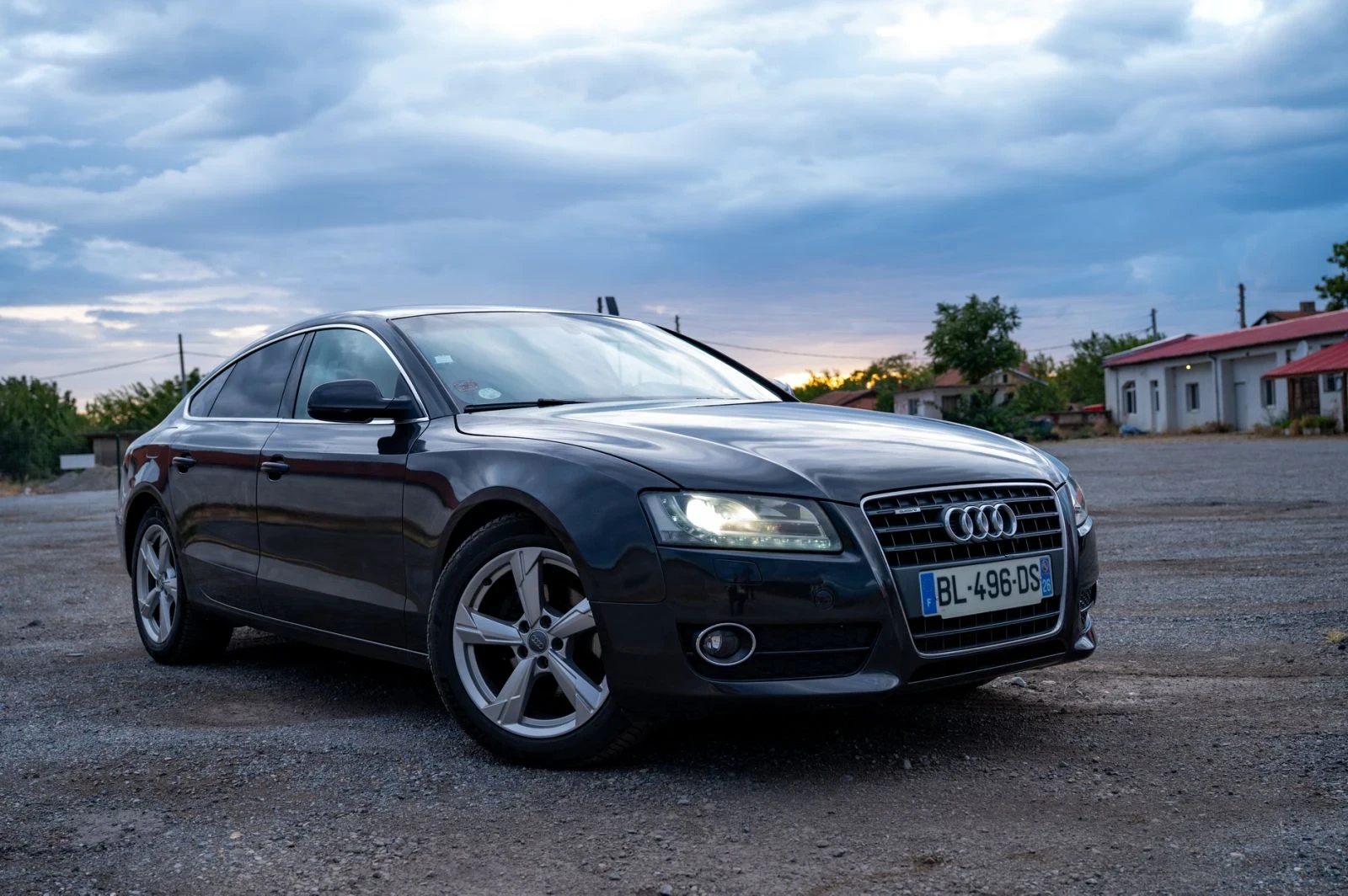Audi A5, снимка 2 - Автомобили и джипове - 56399360