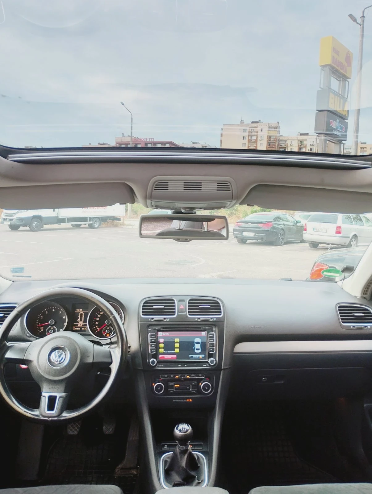 VW Golf, снимка 16 - Автомобили и джипове - 56466973