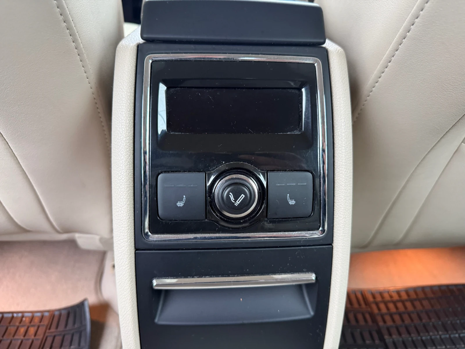 Skoda Superb 2.0TDI 170HP 4x4 ��� ������ !  | Mobile.bg � ����������� 9