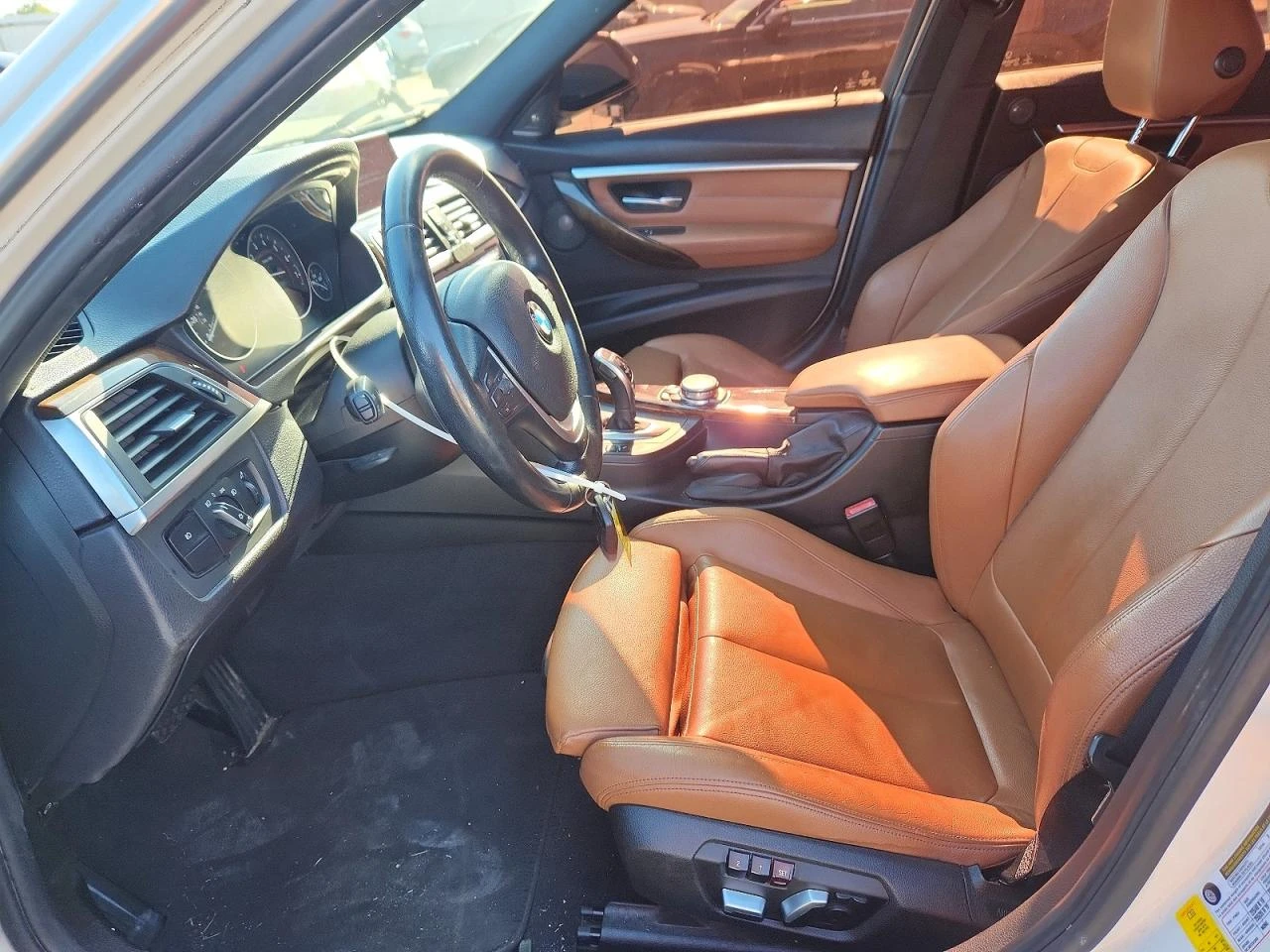 BMW 340, снимка 7 - Автомобили и джипове - 56658564