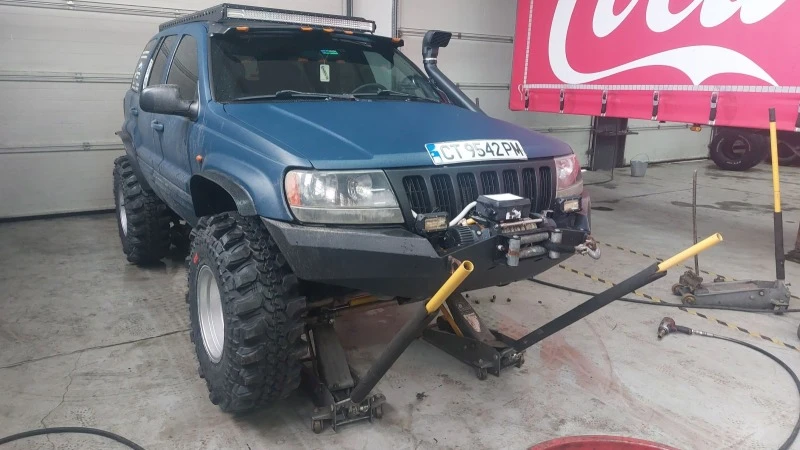 Jeep Grand cherokee 4.7, снимка 8 - Автомобили и джипове - 43947471