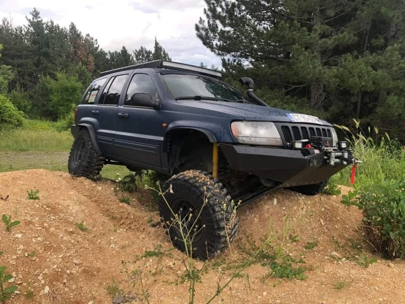 Jeep Grand cherokee 4.7, снимка 9 - Автомобили и джипове - 43947471