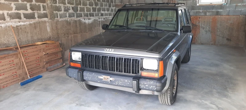 Jeep Cherokee, снимка 2 - Автомобили и джипове - 47623154