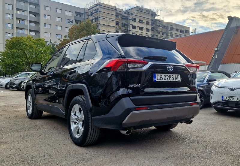 Toyota Rav4, снимка 4 - Автомобили и джипове - 48227561