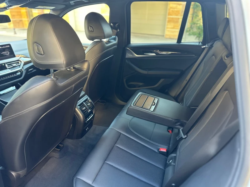 BMW X3 30e Plug-in Hybrid xDrive, снимка 8 - Автомобили и джипове - 50476359