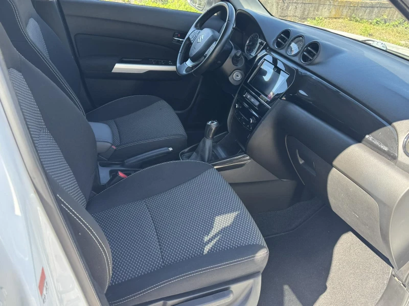 Suzuki Vitara * AllGrip* 1.6i * 120кс. * 4x4* Дистроник* , снимка 7 - Автомобили и джипове - 51515123