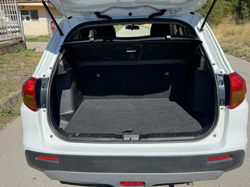 Suzuki Vitara * AllGrip* 1.6i * 120кс. * 4x4* Дистроник* , снимка 13 - Автомобили и джипове - 51515123